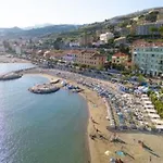 아파트 Casa Biondina - Il Mare Da Ogni Finestra 산토스테파노알마레