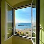 Casa Biondina - Il Mare Da Ogni Finestra Apartment Santo Stefano al Mare