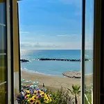 Casa Biondina - Il Mare Da Ogni Finestra * Santo Stefano al Mare