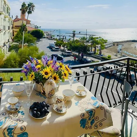 شقة Casa Biondina - Il Mare Da Ogni Finestra سانتو ستيفانو أل ماري