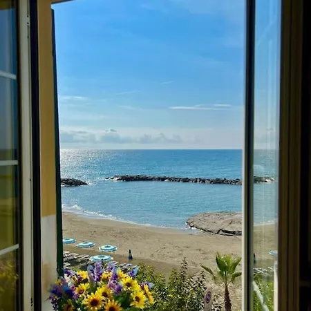 Casa Biondina - Il Mare Da Ogni Finestra * Santo Stefano al Mare