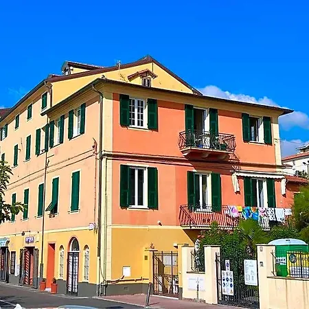 Casa Biondina - Il Mare Da Ogni Finestra Apartman Santo Stefano al Mare