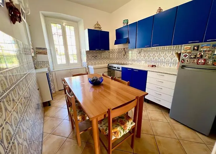 Casa Biondina - Il Mare Da Ogni Finestra Lejlighed *